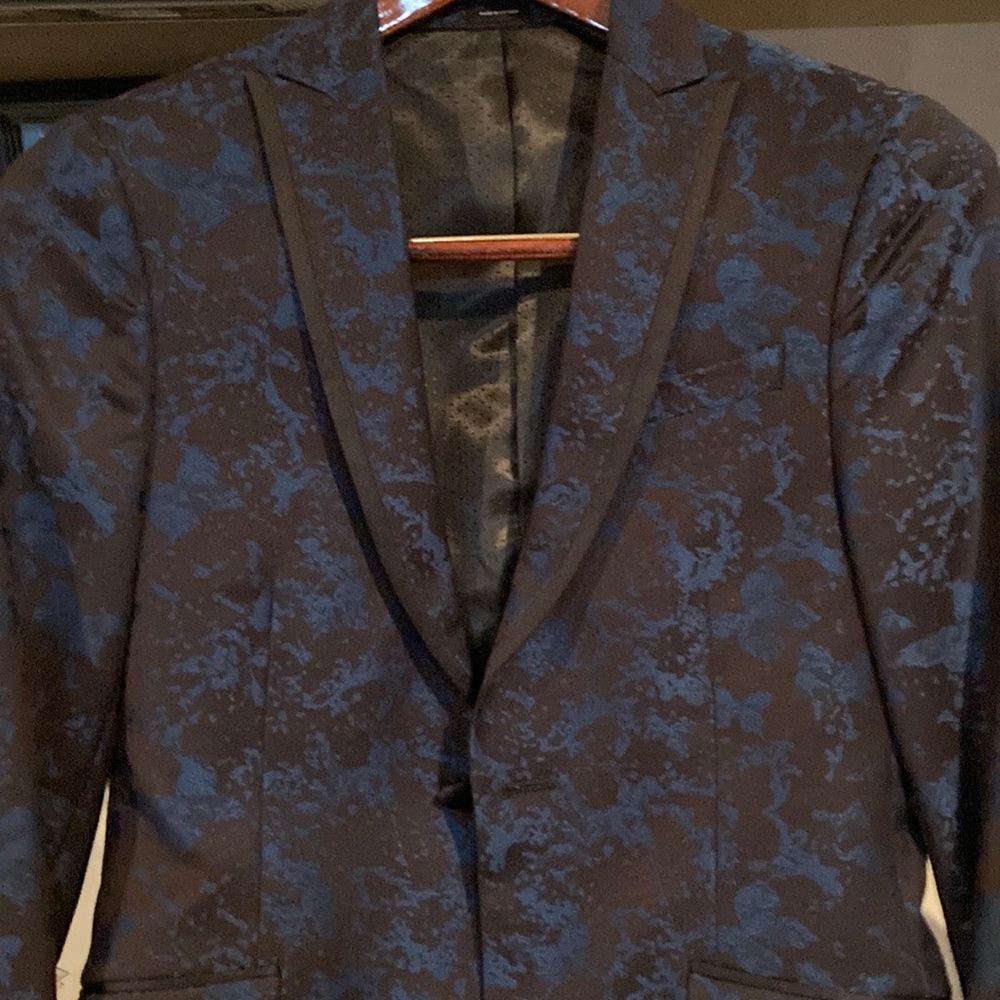Mens dinner jacket
